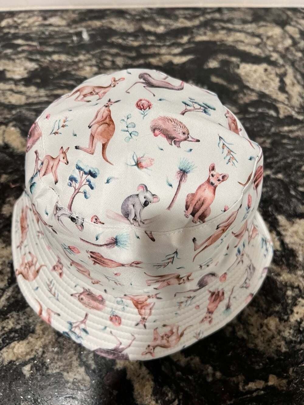 Reversible Australian Animal Print Bucket Hat - Picture 2 of 4